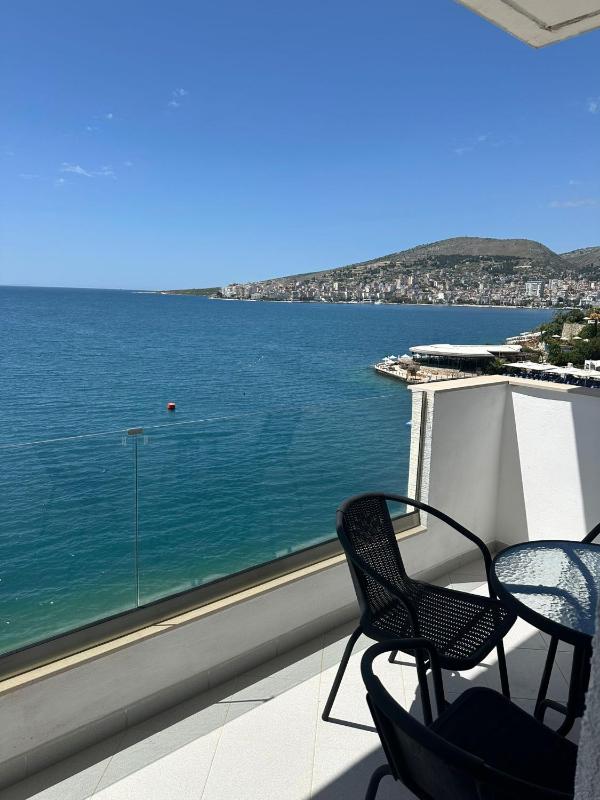 Superior Triple Room with Sea View image 2