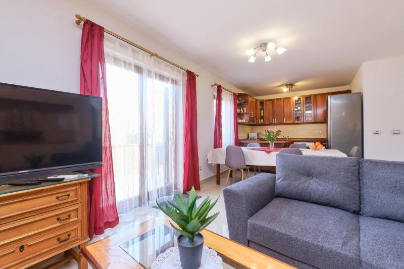 Apartment Dino 1 - image 18
