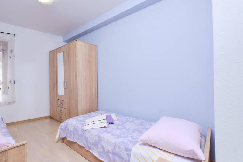 Apartment Dino 1 - image 10