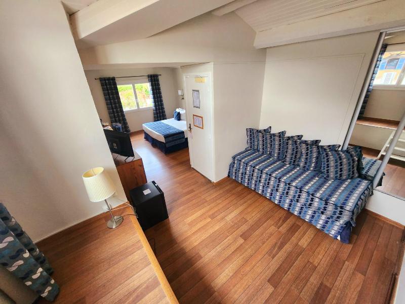 Privilege Room with Hill View image 4