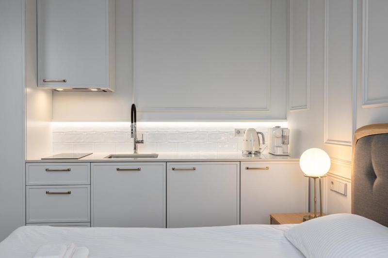 Roze Kurmajas Apartments - image 2