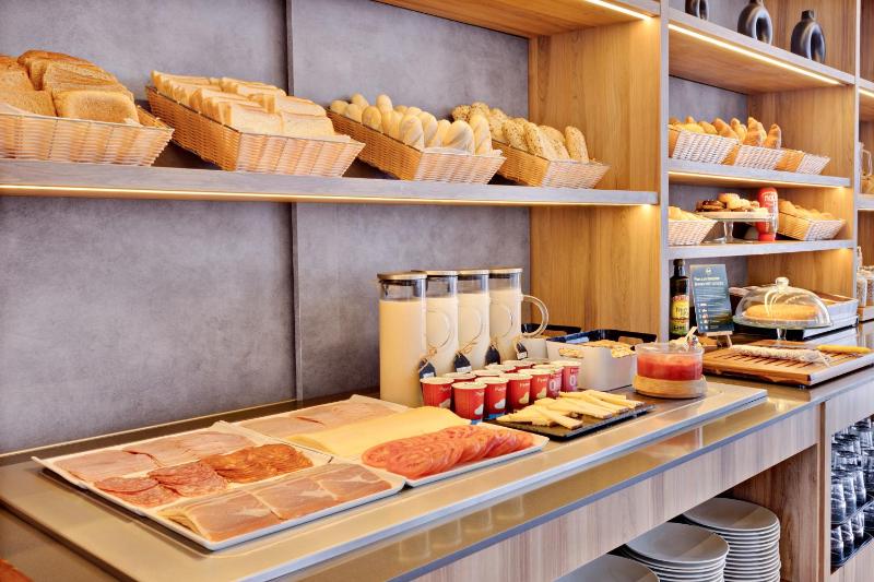 B&B Hotel Alicante - image 38