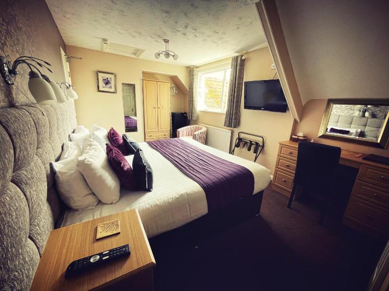 Superior Double or Twin Room image 2