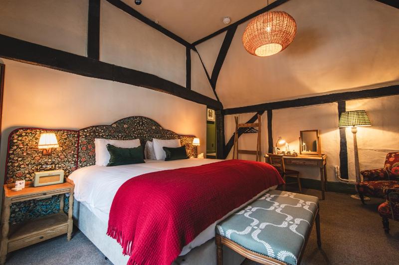 Deluxe Double Room image 2