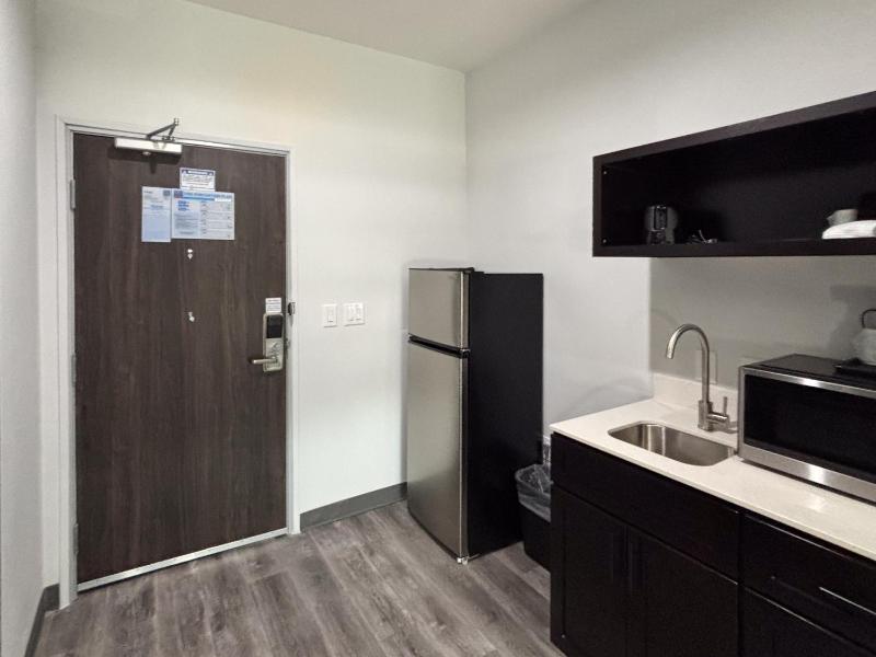 Studio 6 Dallas TX - Fair Park - image 5