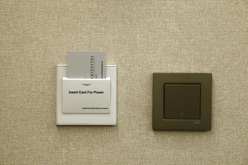 Studio with Sofa Bed image 2