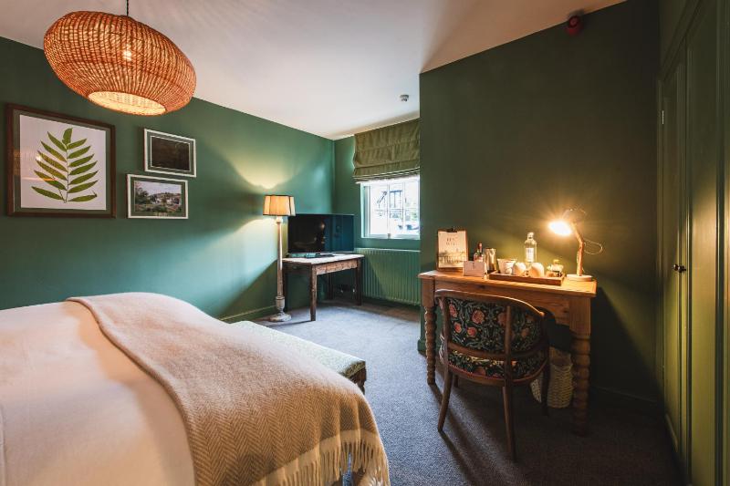 Double Room image 1