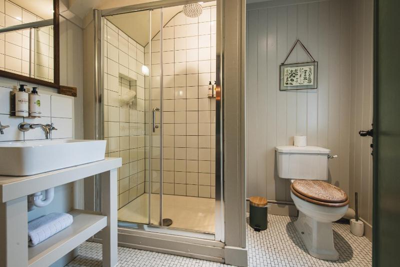 Deluxe Double Room image 1