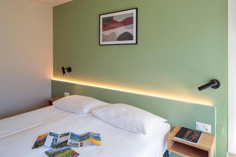 Bellavista Deluxe Double Room with Balcony image 4