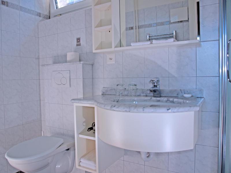 Small Grandlit Double Room with Balcony or Terrace image 2