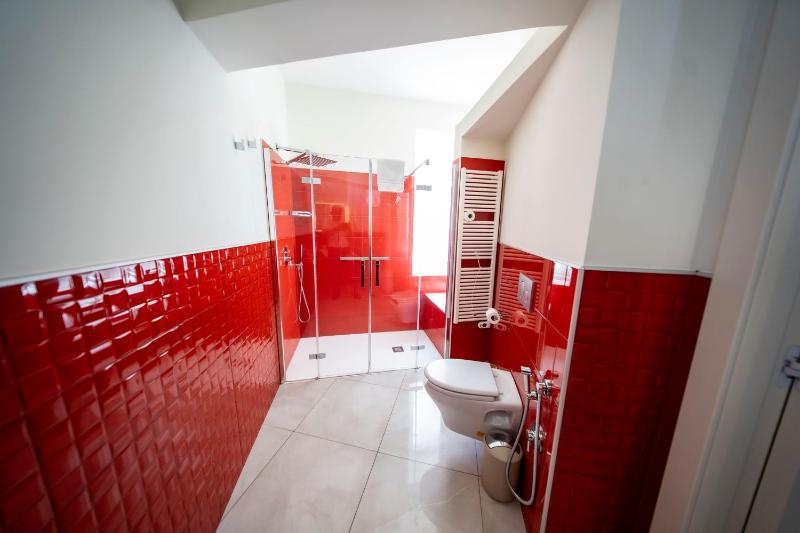 CATANIA LIVING ROOMS - image 38