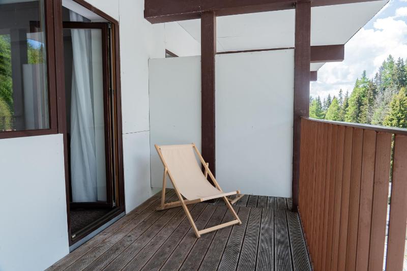 Deluxe Two-Bedroom Suite image 3