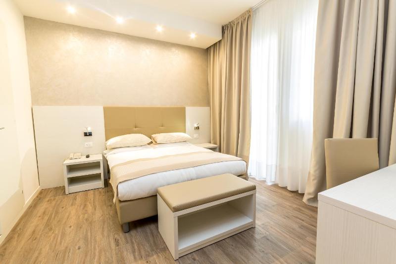 Hotel Touring - image 14