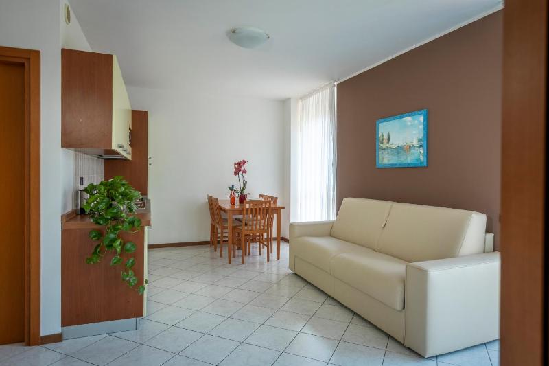 Two-Bedroom Apartment (6 Adults) image 4