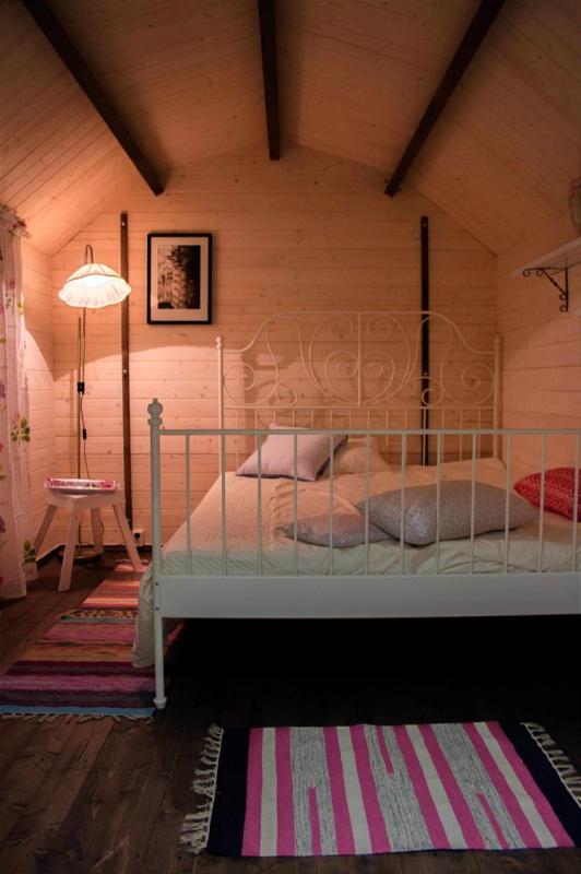 Economy Double Room image 4