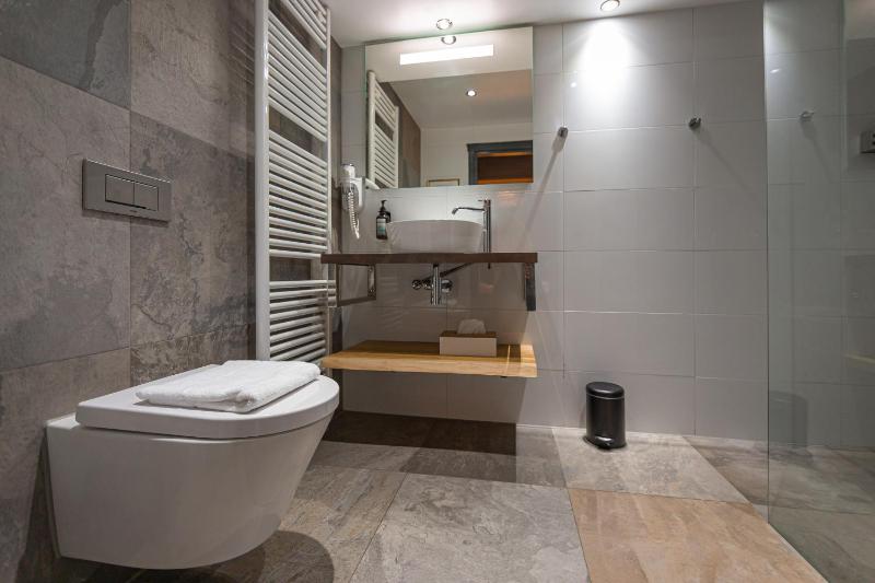 Superior Double Room image 2