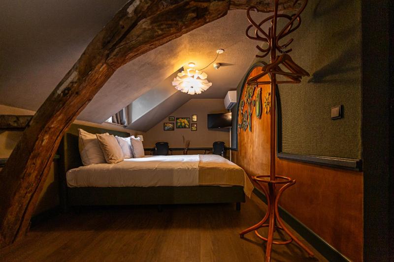 Economy Double or Twin Room image 1