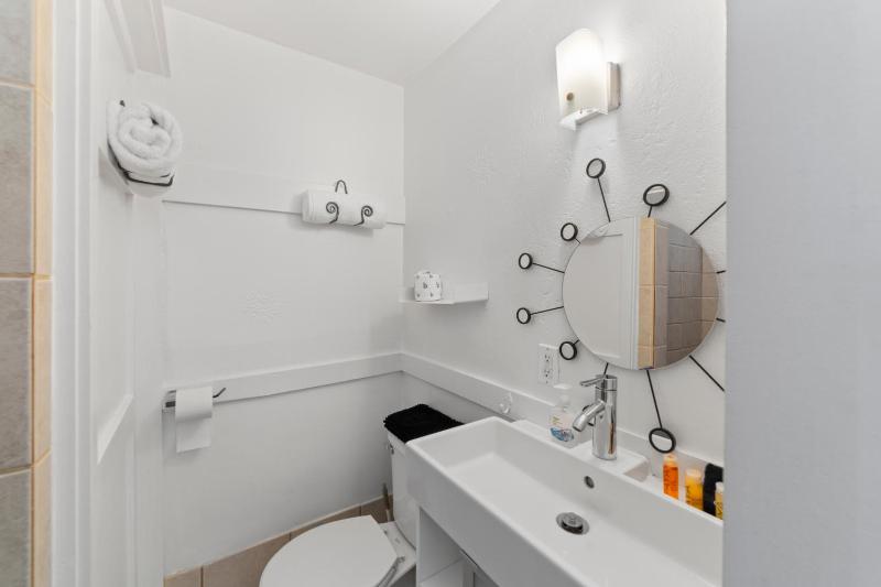 Atomic Short-Term Rentals - image 34