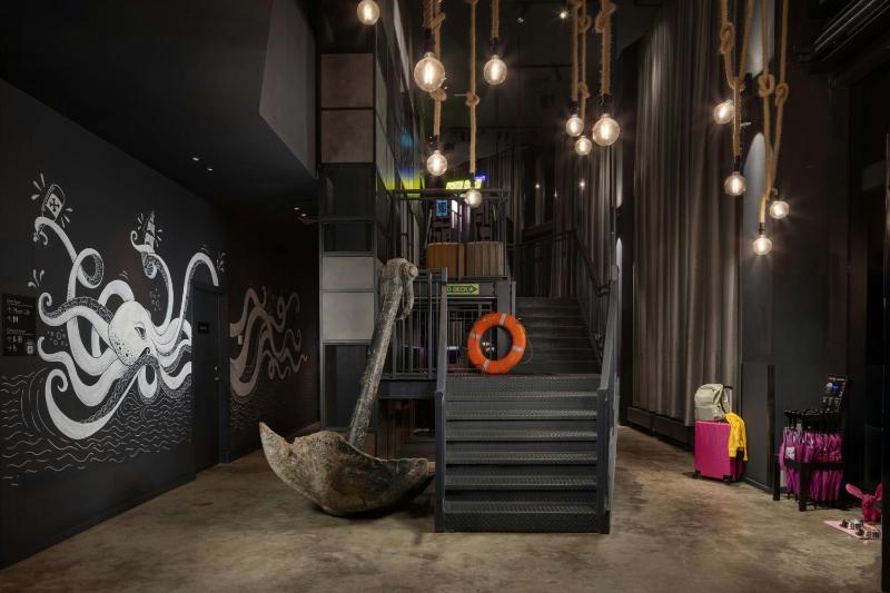 Moxy Southampton - image 44