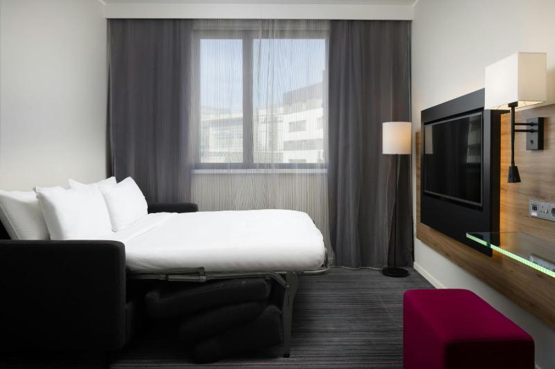 Moxy Southampton - image 49