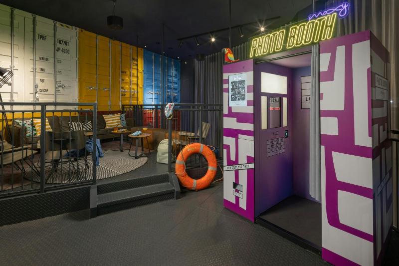 Moxy Southampton - image 28