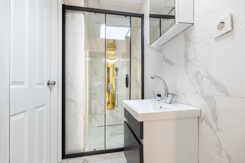 AYKA APART SUiTES OLD CITY - image 8