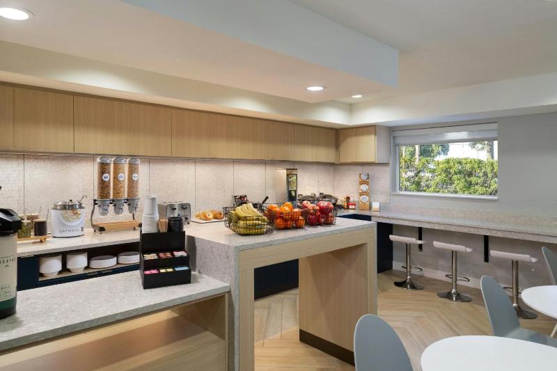 TownePlace Suites by Marriott Fort Lauderdale West - image 23
