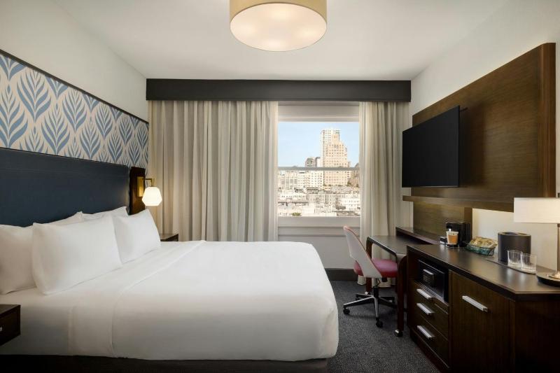 Courtyard by Marriott San Francisco Union Square - image 12