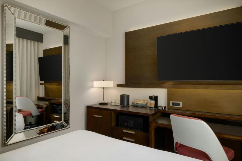 Courtyard by Marriott San Francisco Union Square - image 15