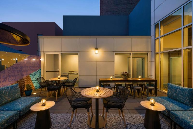Courtyard by Marriott San Francisco Union Square - image 10