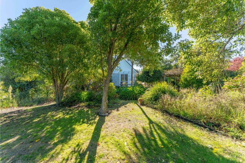 Serenity Cottage - Taupo Holiday Home - image 14