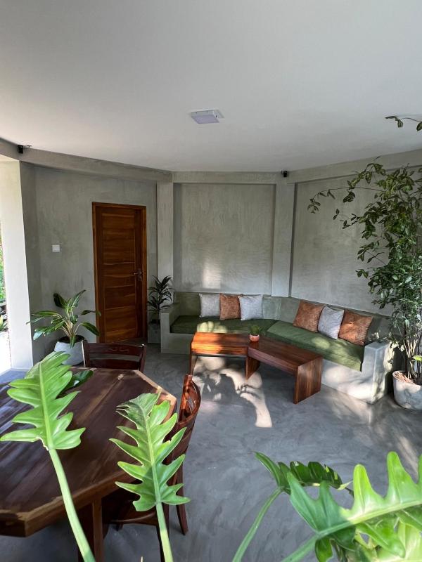 Romantic Jungle Hideaway - image 23
