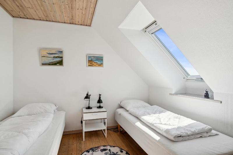 Stunning Home In Ebeltoft With 9 Bedrooms And Internet - image 18