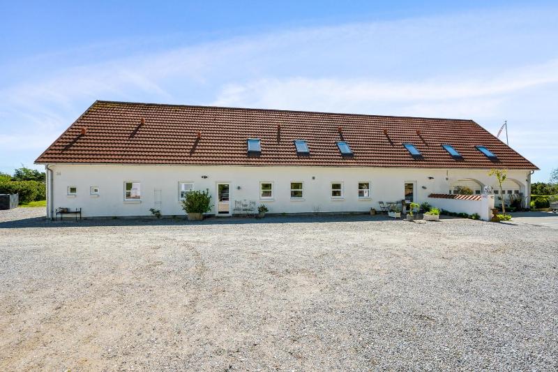 Awesome Home In Ebeltoft With 2 Bedrooms And Internet - image 5