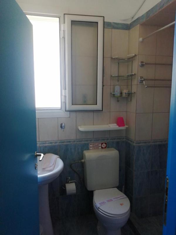 Studio with Terrace image 2