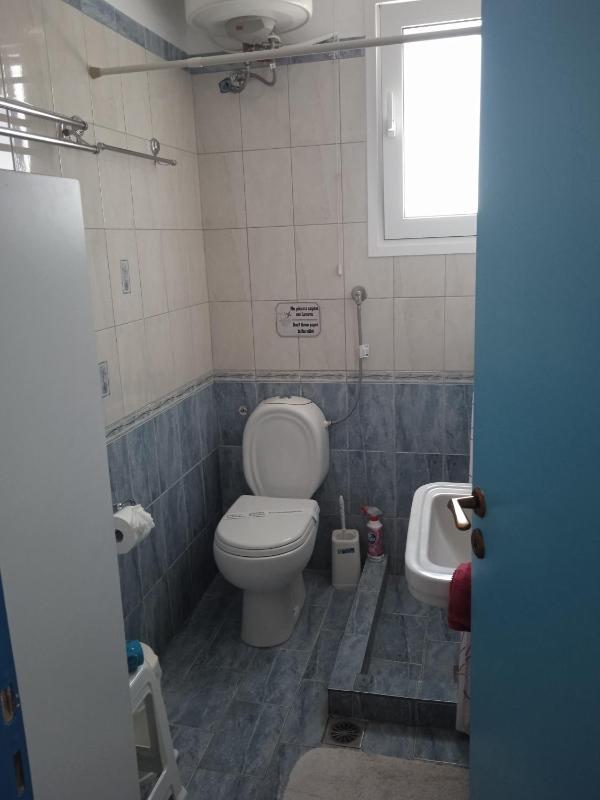 Apartment with Mountain View image 2