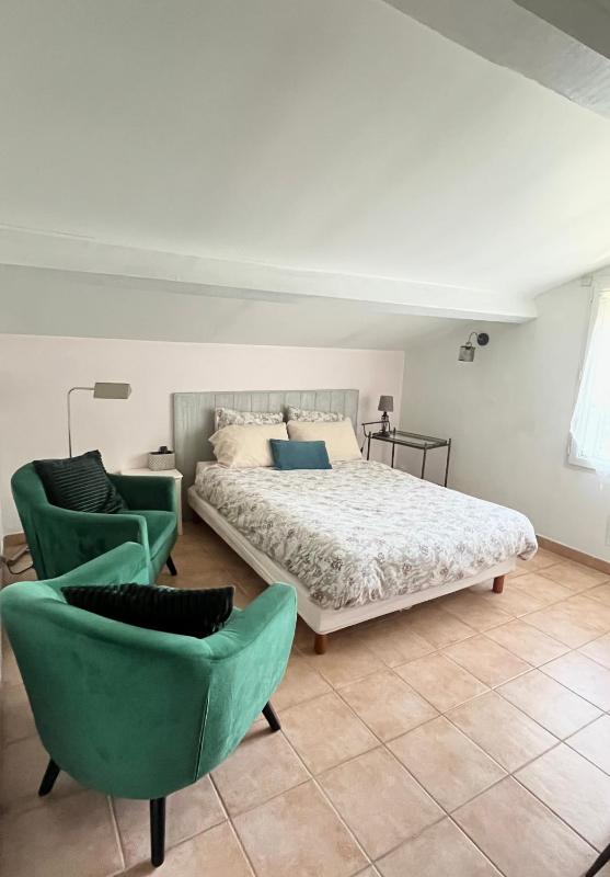Standard Double Room with Private Bathroom image 1