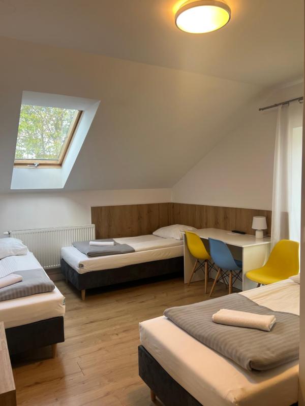 Triple Room image 3