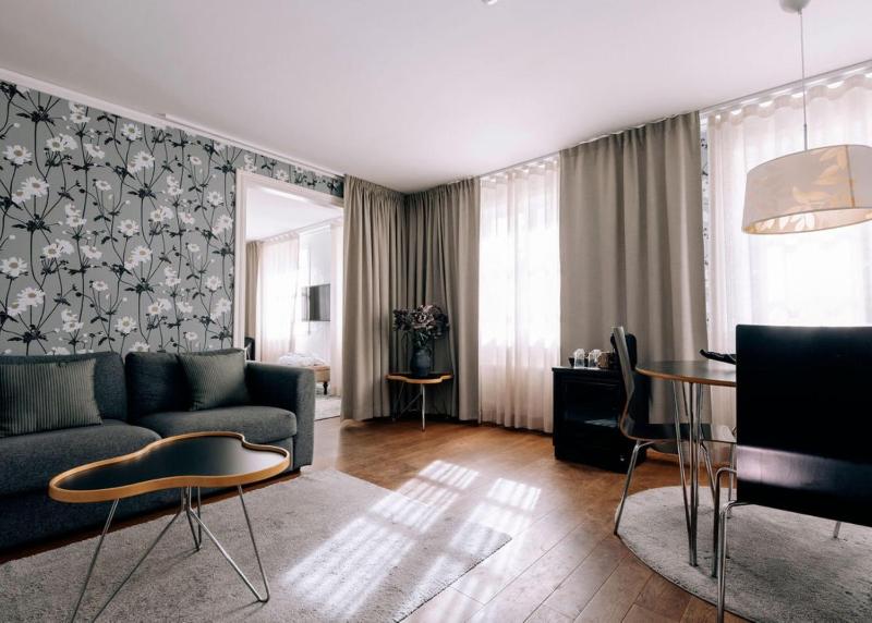 Suite with Double Bed image 3