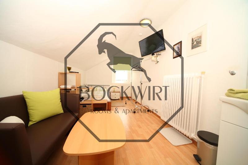 Small Single Room with Private External Bathroom image 4