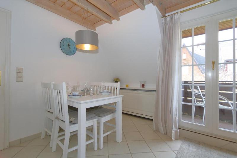 Apartment image 3