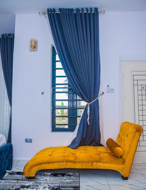 Lekki 3 Bedrooms Furnished Home Ensuite Stylish & Comfortable - image 8