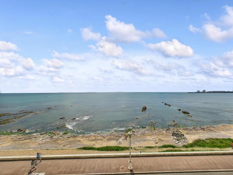 Appartement vue mer à 500m de la plage - image 11