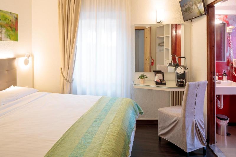 Double Room Comfort Design image 1