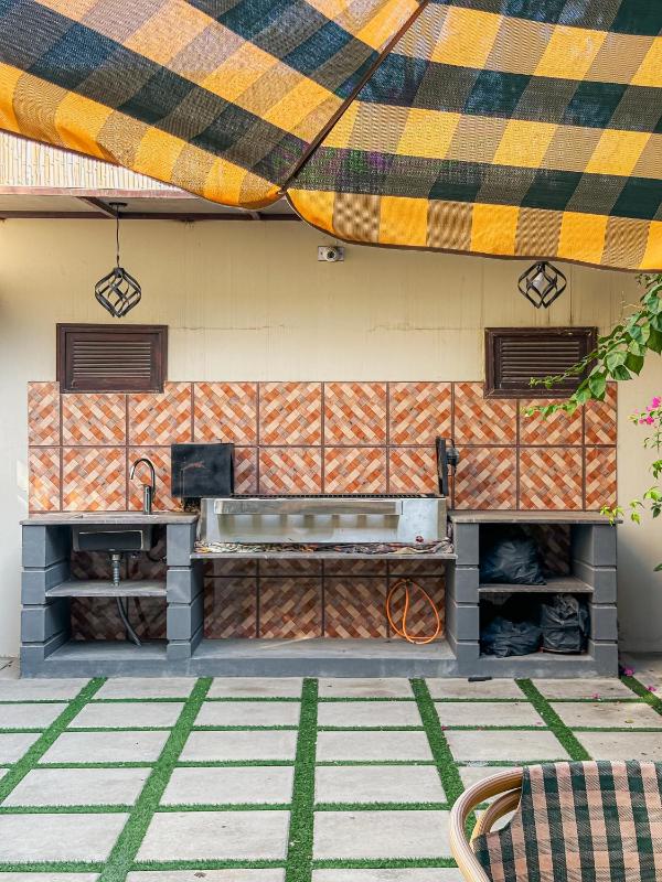 Luxury 4-Bedroom Villa with Private Pool in DHA Ph-6 Karachi - image 16