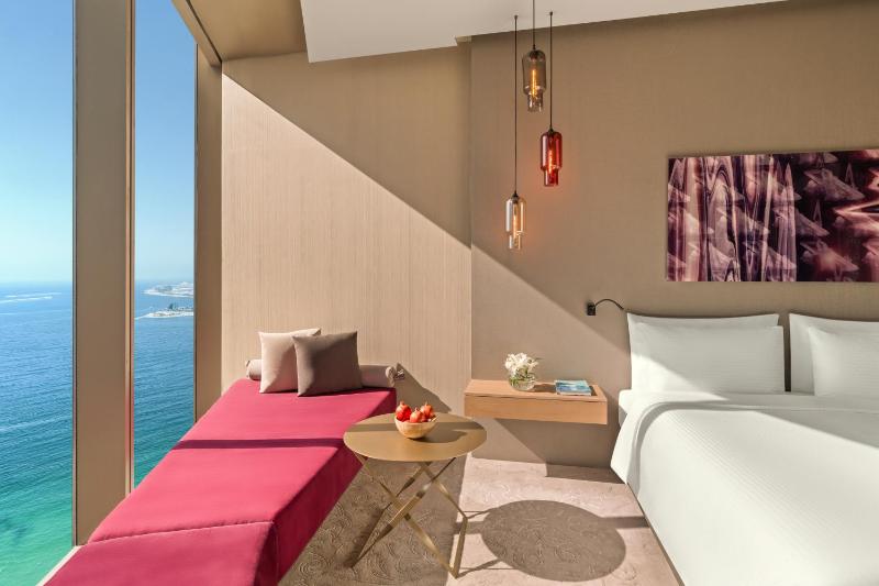 Premium Double Room image 4