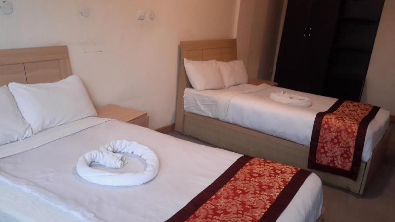 Affta Hotel - image 3