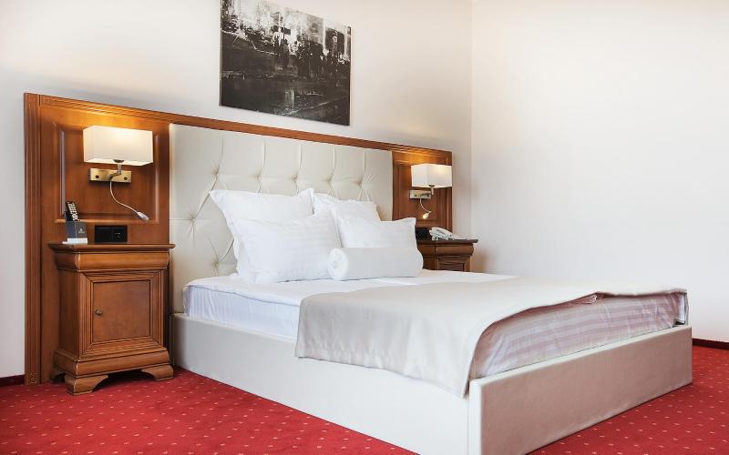 Economy Double Room image 1