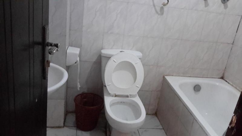 Affta Hotel - image 8