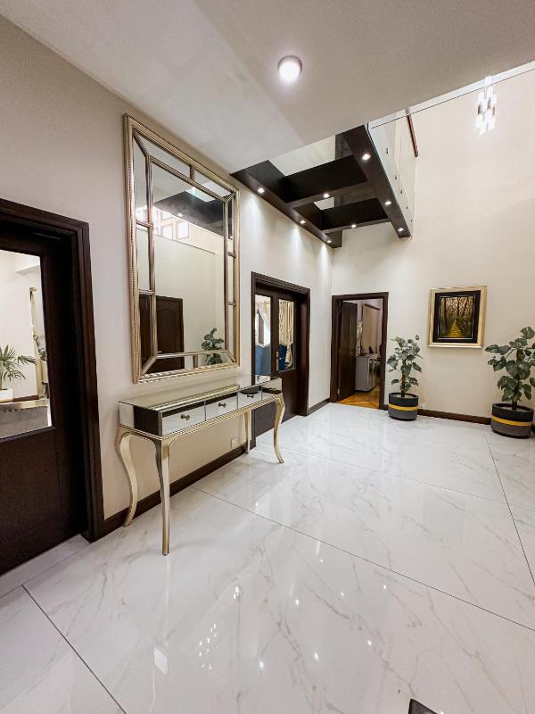 Luxury 4-Bedroom Villa with Private Pool in DHA Ph-6 Karachi - image 9